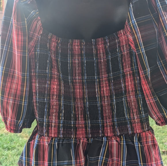Tartan plaid smocked peplum top - Picture 4 of 6